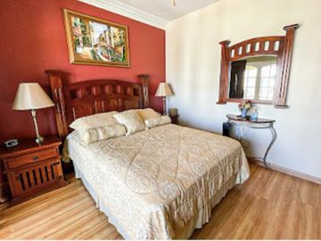 Hotel venta Col. Cacho. Cerca Garita de San Ysidro, Zona Centro, Hipódromo,Rio