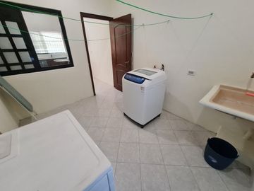 CASA DUPLEX EN VENTA. RESIDENCIAL. 4 RECAMARAS. CARMEN, CAMPEECHE.