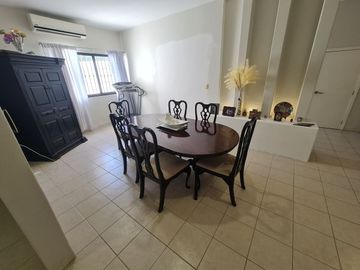 CASA DUPLEX EN VENTA. RESIDENCIAL. 4 RECAMARAS. CARMEN, CAMPEECHE.