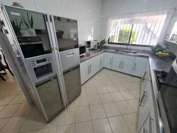 CASA DUPLEX EN VENTA. RESIDENCIAL. 4 RECAMARAS. CARMEN, CAMPEECHE.