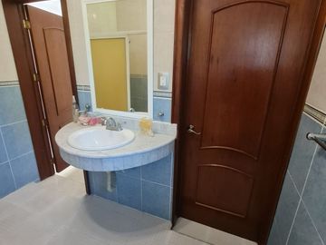 CASA DUPLEX EN VENTA. RESIDENCIAL. 4 RECAMARAS. CARMEN, CAMPEECHE.