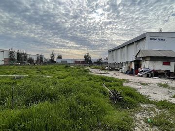 Industrial en Venta en Ubicado en calle Vista Hermosa con Av lo espejo, a pocas cuadras de Mall Plaza oeste