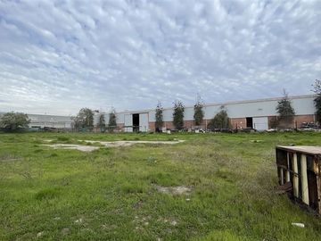 Industrial en Venta en Ubicado en calle Vista Hermosa con Av lo espejo, a pocas cuadras de Mall Plaza oeste