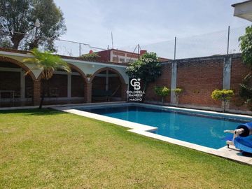 CASA EN VENTA EN CUAUTLA MORELOS, (LAS BRISAS) FRENTE A CENTRAL DE ABASTO.
