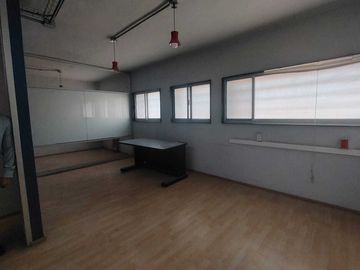 Oficinas en Venta en Los Comerciantes, Querétaro, Qro