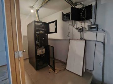 Oficinas en Venta en Los Comerciantes, Querétaro, Qro