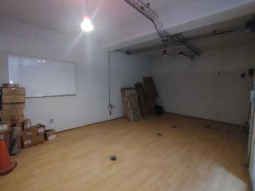Oficinas en Venta en Los Comerciantes, Querétaro, Qro
