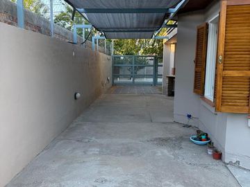 Casa en  Barrio Jardines del Rey Neuquén