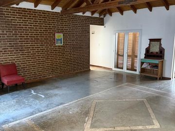 Casa en  Barrio Jardines del Rey Neuquén