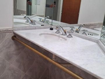 Casa en  Barrio Jardines del Rey Neuquén
