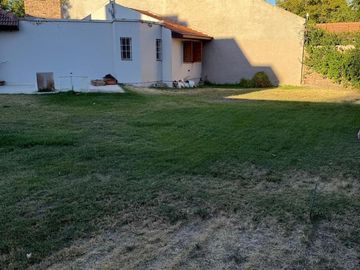 Casa en  Barrio Jardines del Rey Neuquén