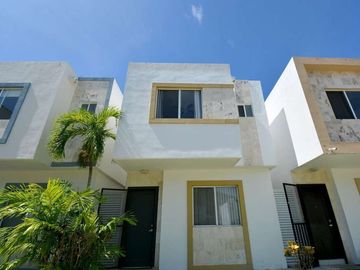 CASA VELAMAR