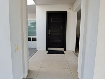 CASA EN VENTA BOSQUES DE LAS CUMBRES