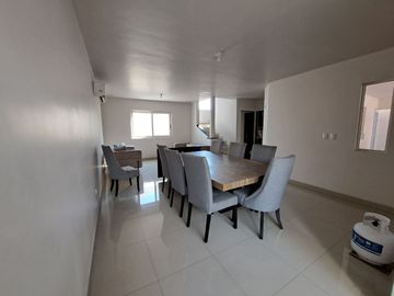 CASA EN VENTA BOSQUES DE LAS CUMBRES
