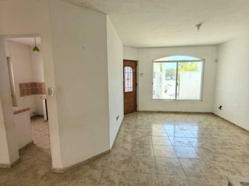 CASA EN VENTA EN PRIVADA EN CIUDAD DEL CARMEN