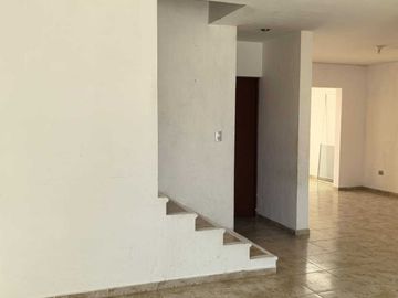 CASA EN VENTA EN PRIVADA EN CIUDAD DEL CARMEN