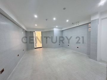 ALQUILER DE CONSULTORIO MÉDICO / OFICINA EN ZONA ESTRATÉGICA