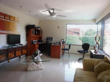 Fina residencia en Venta en exclusivo fracc.en Vista Hermosa