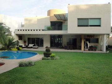 Fina residencia en Venta en exclusivo fracc.en Vista Hermosa