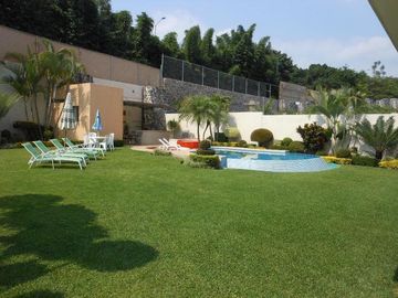 Fina residencia en Venta en exclusivo fracc.en Vista Hermosa