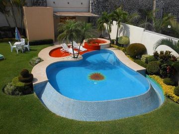 Fina residencia en Venta en exclusivo fracc.en Vista Hermosa