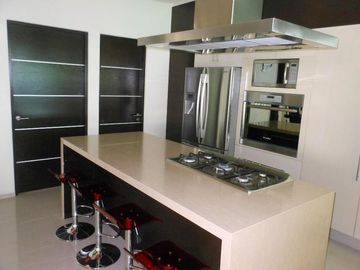 Fina residencia en Venta en exclusivo fracc.en Vista Hermosa