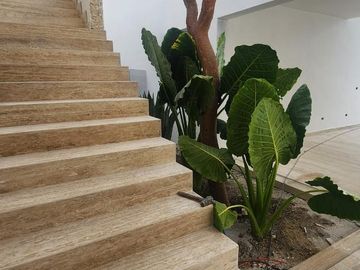 Casa de 4 recámaras en venta dentro de privada con amenidades al Norte de Mérida