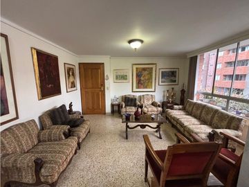 VENTA AMPLIO APARTAMENTO CORAZÓN DE LAURELES SANTA TERESITA