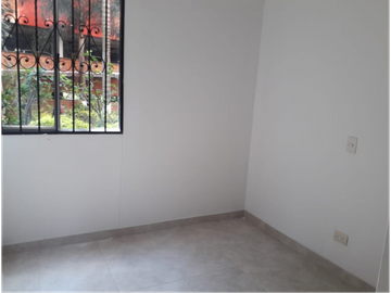 Apartamento en primer piso unidad cerrada -Calazans