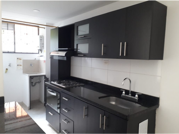 Apartamento en primer piso unidad cerrada -Calazans