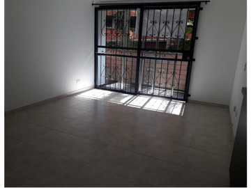 Apartamento en primer piso unidad cerrada -Calazans
