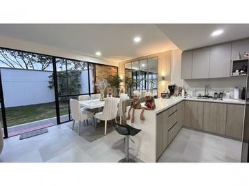 VENTA DE CASA EN PANCE, AL SUR