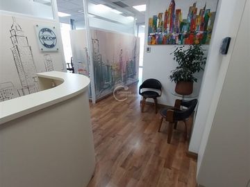 Oficina en Venta en Metro Príncipe de Gales