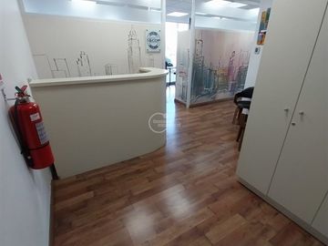 Oficina en Venta en Metro Príncipe de Gales