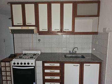 Venta dpto 2 ambientes en Bernal Oeste.