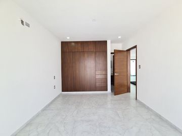 Casa en VENTA en LOMAS DEL DORADO