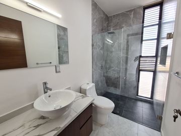 Casa en VENTA en LOMAS DEL DORADO