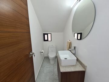 Casa en VENTA en LOMAS DEL DORADO