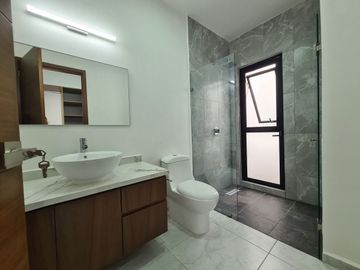 Casa en VENTA en LOMAS DEL DORADO