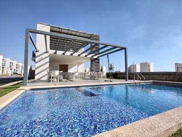 Casa en venta en Fraccionamiento Zimaltá - Roofgarden