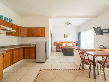 Emblemática Propiedad de Ajijic a la Venta