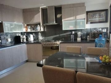 Casa en venta en Loma Dorada