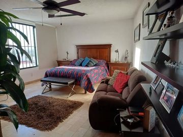 Casa en venta en Loma Dorada