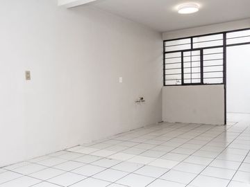 Edificio en Venta en Fraccionamiento Agua Clara, Morelia