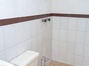 Edificio en Venta en Fraccionamiento Agua Clara, Morelia