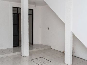 Edificio en Venta en Fraccionamiento Agua Clara, Morelia