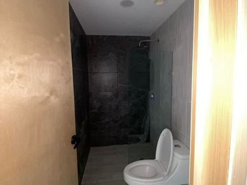 DEPAS NUEVOS Y PRECIAZO EN MEZQUITAN COUNTRY. TIPO 1 MED. 71M2