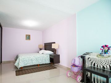 Casa en venta en Habitacional Lomas Boulevares a  8 min de la López Portillo