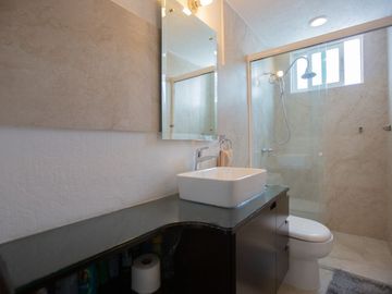Casa en venta en Habitacional Lomas Boulevares a  8 min de la López Portillo
