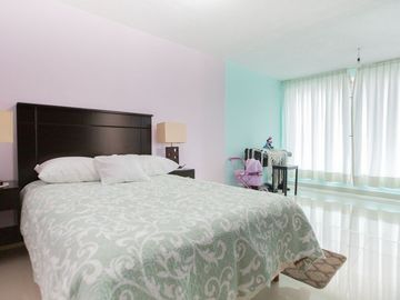 Casa en venta en Habitacional Lomas Boulevares a  8 min de la López Portillo